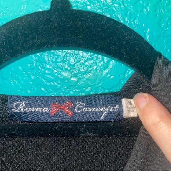 Lightweight Zip Up - Picture 3 of 5